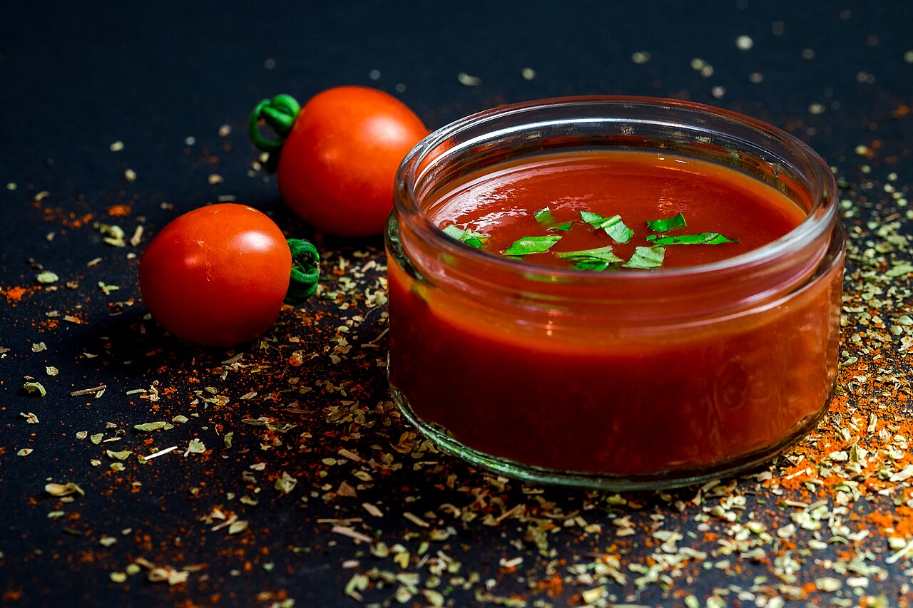 Canned Tomato Sauce photo 1